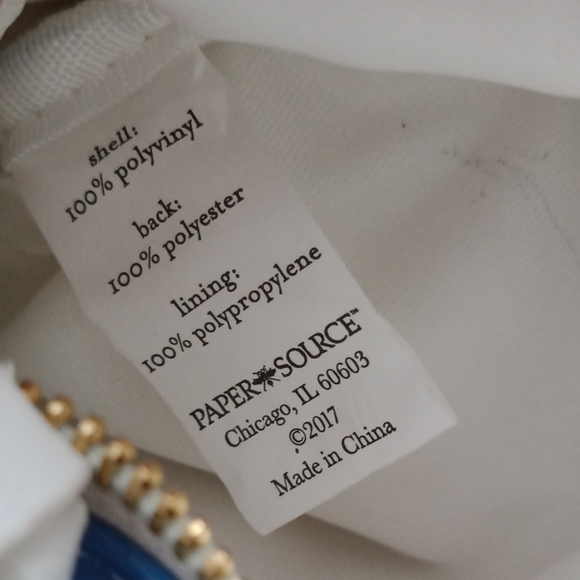 Paper& source cosmetic case - Picture 6 of 7